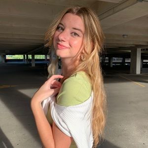 Meet your Posher, Harper